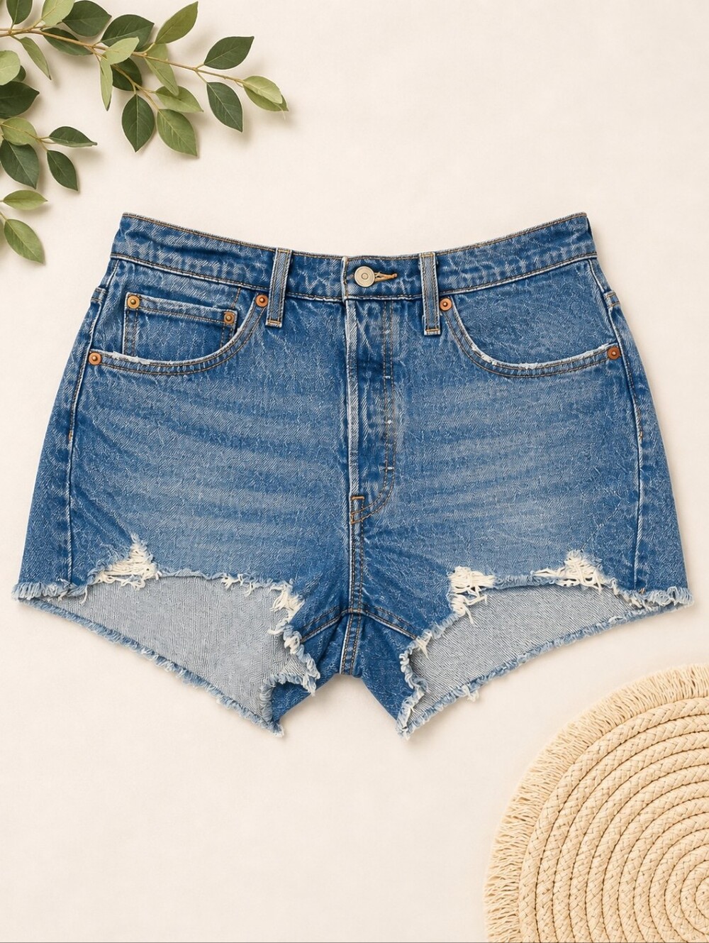 NWT Levi's 501 Original High Rise Denim Shorts Size 30 Raw Hem Butyon Fly